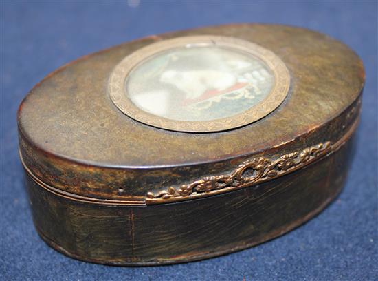 A Regency tortoiseshell snuff box inset with a miniature of a toy spaniel 3.5in.